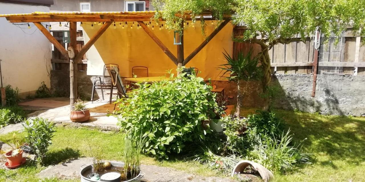 Vip-Zelten Im Garten - Camping Weischlitz Exterior foto
